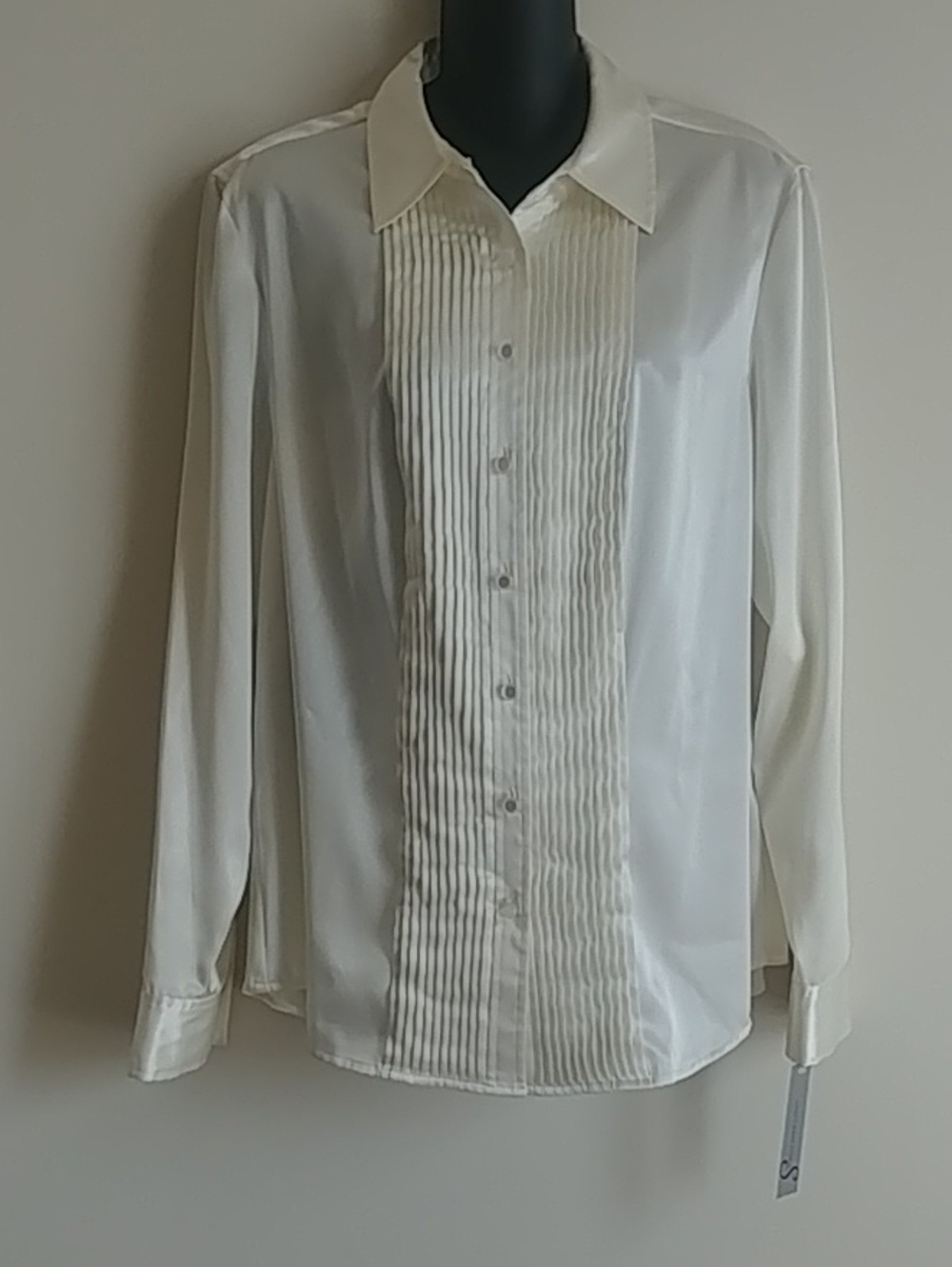 Jones Wear Studio Pleated Button Down Tuxedo-Style Blouse